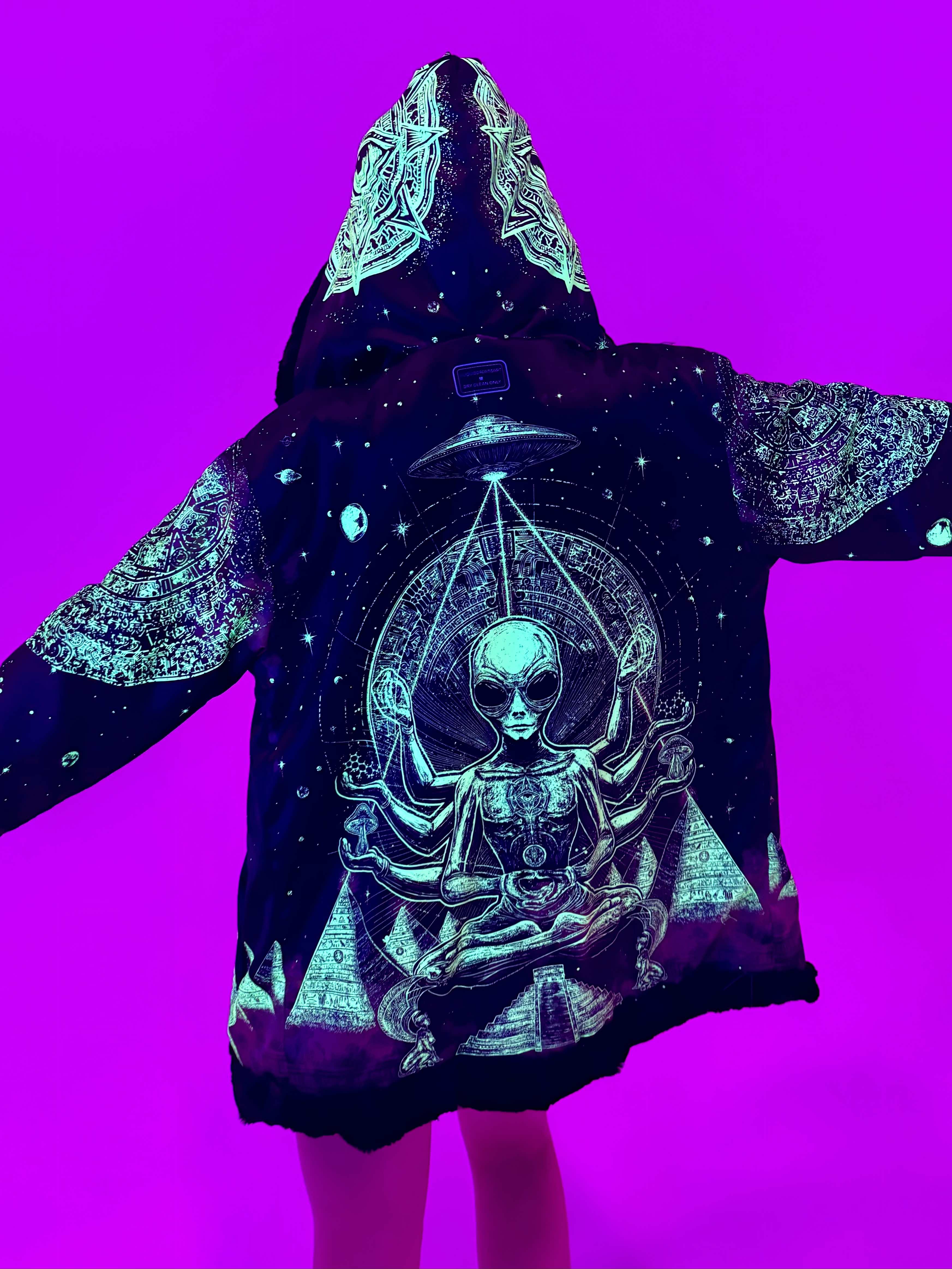 Alien Aura 🛸 Reversible Faux Fur Jacket